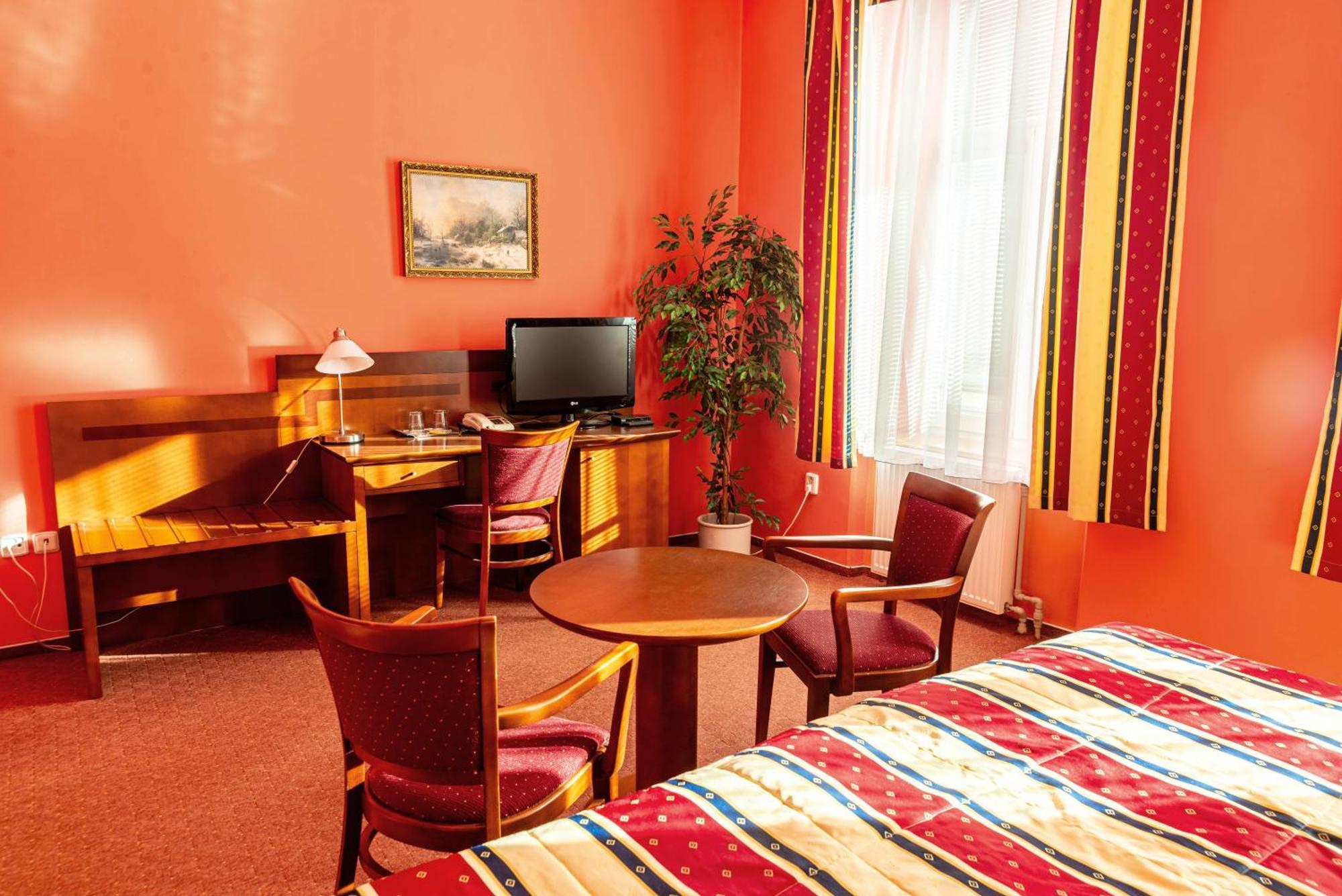 Hotel Olympia Česká Lípa Dış mekan fotoğraf