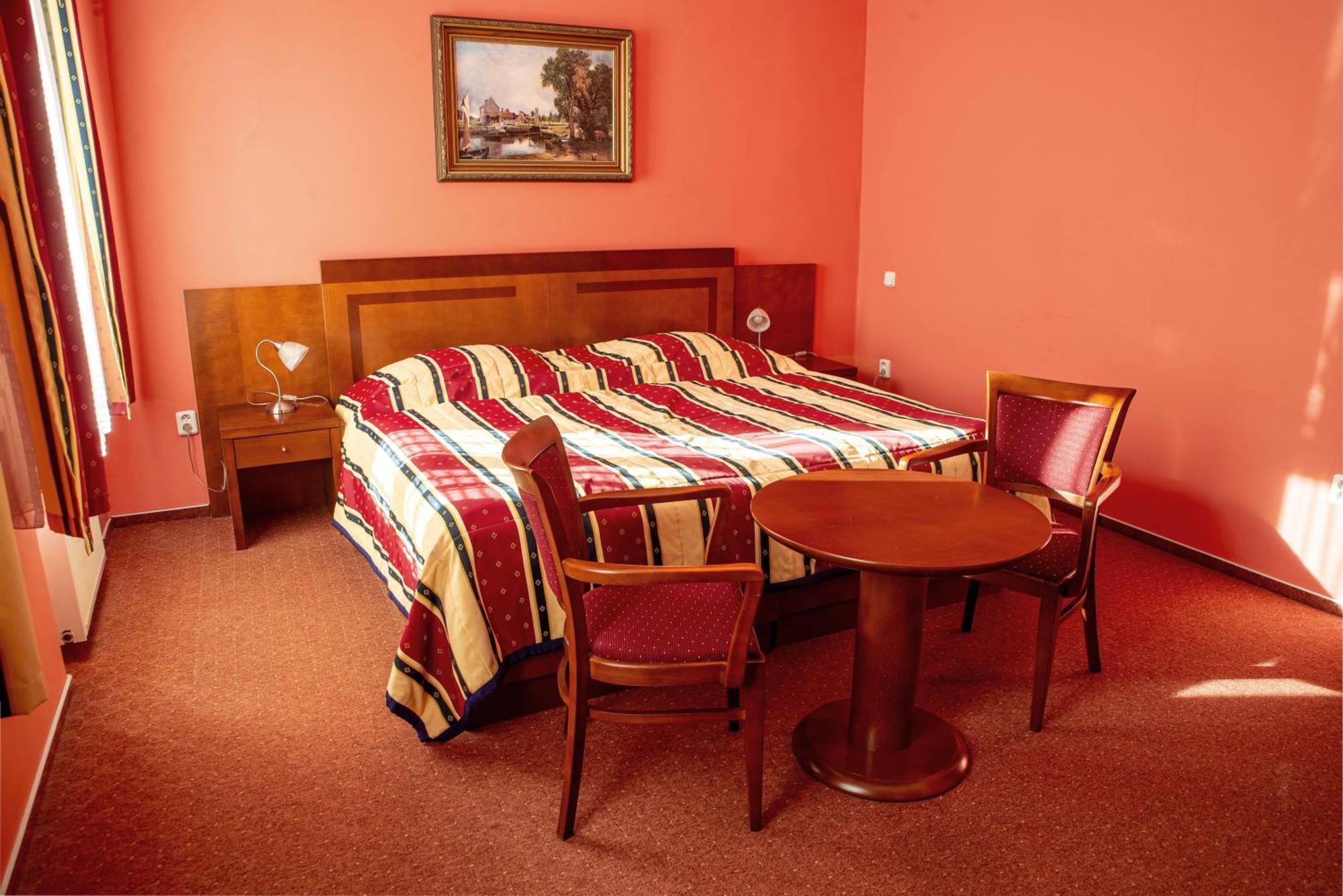 Hotel Olympia Česká Lípa Dış mekan fotoğraf