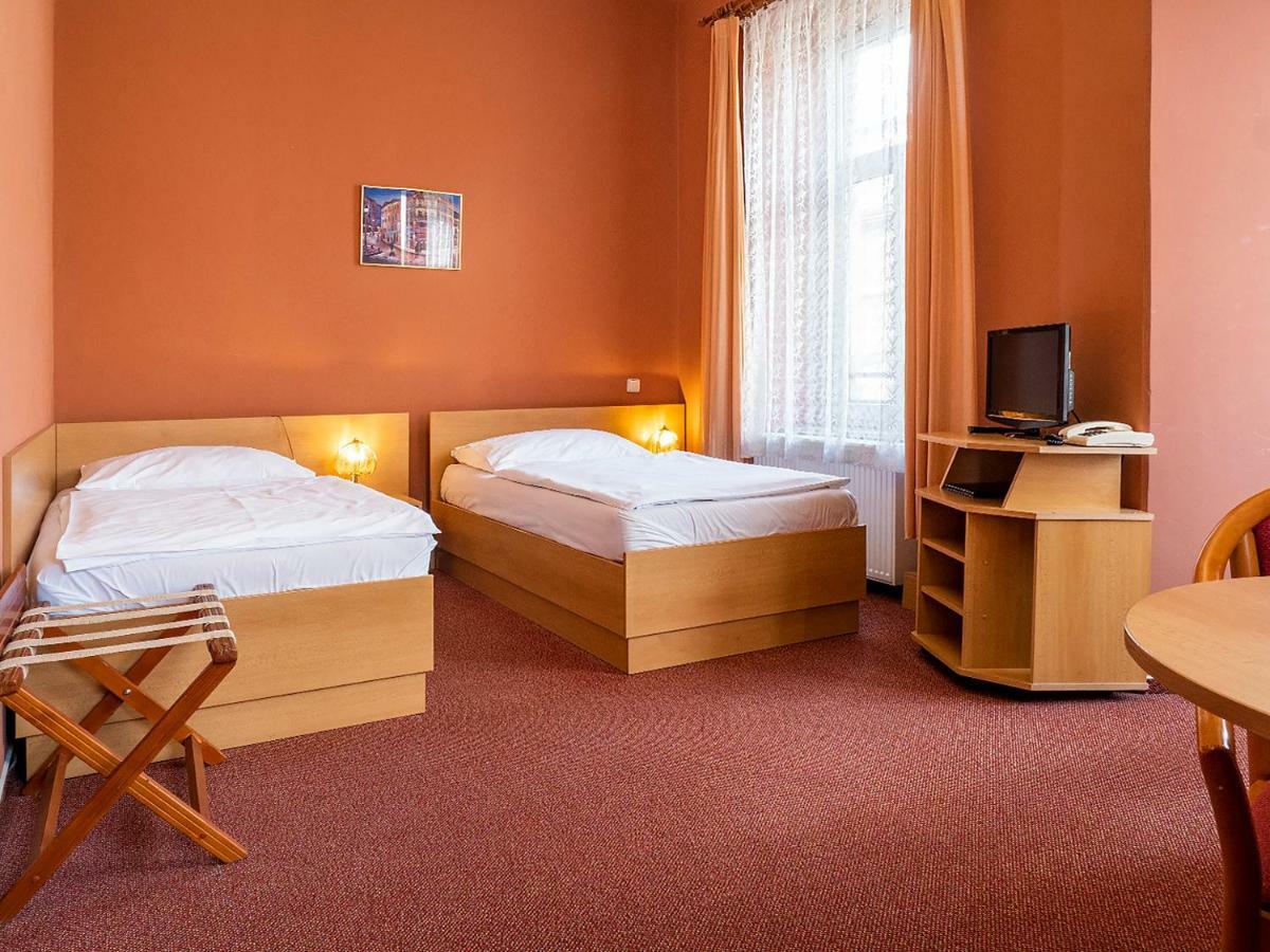 Hotel Olympia Česká Lípa Dış mekan fotoğraf