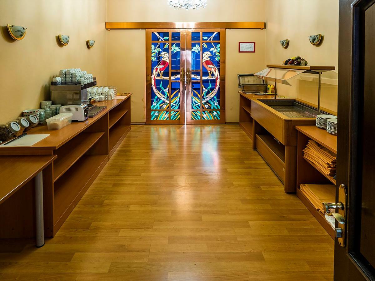 Hotel Olympia Česká Lípa Dış mekan fotoğraf