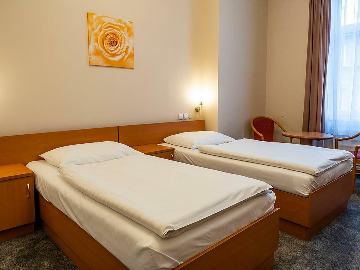 Hotel Olympia Česká Lípa Dış mekan fotoğraf